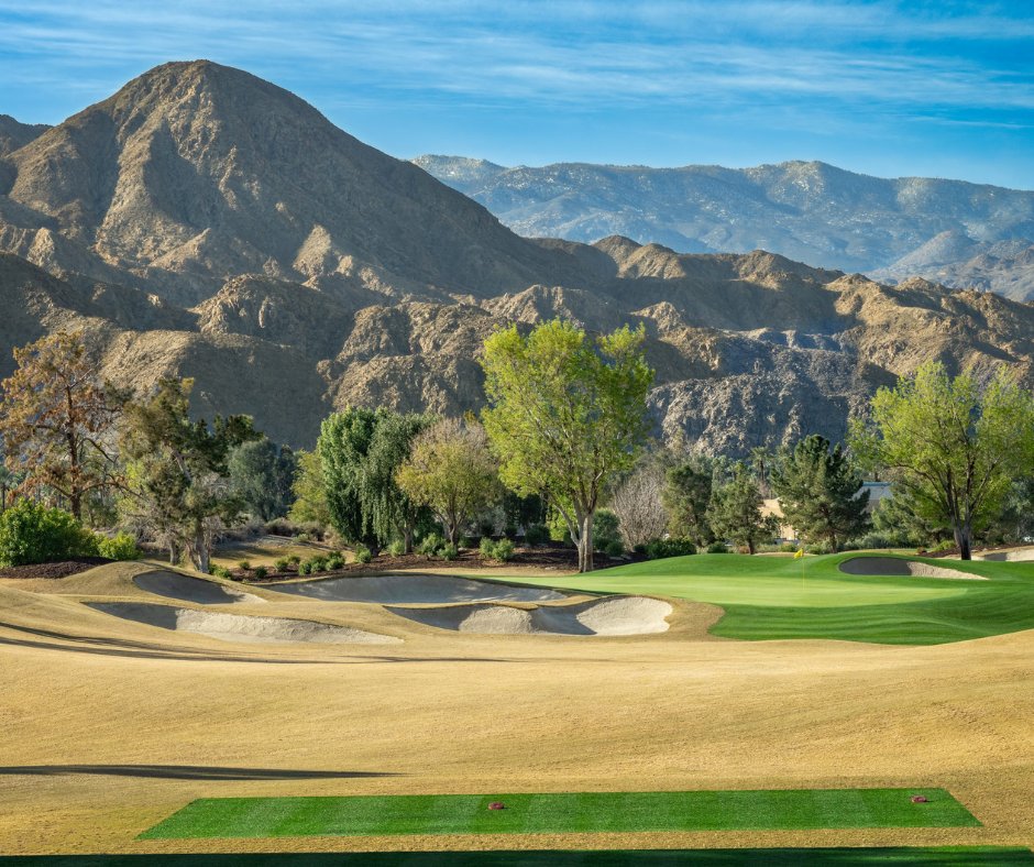 🎅 Looking for the perfect holiday gift? Give the golfer in your life an unforgettable experience here at Indian Wells! ⛳Whether it’s a round of golf, a personalized lesson, or a merchandise from our pro shop, we have something for everyone this season. Book your gift today!