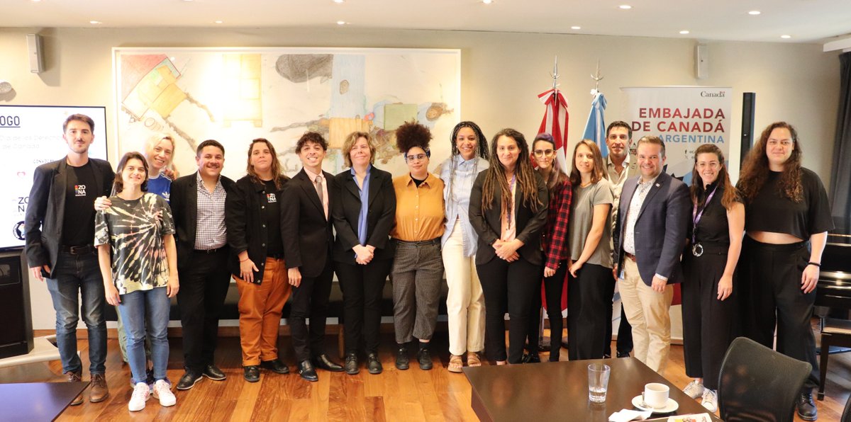 Canadá en Argentina tweet media