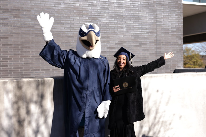 WakeTechTalon's tweet image. Had a great day celebrating with all the amazing #WakeTech for the Fall Commencement Ceremonies on Saturday! #BestDayEver #WTGrad24 🦅⬆️