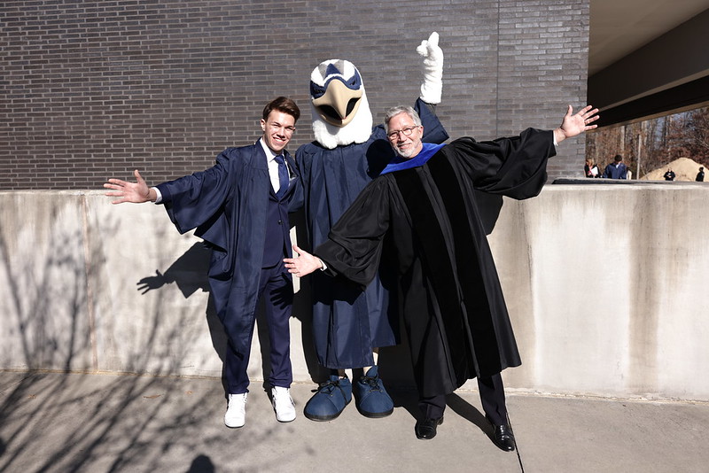 WakeTechTalon's tweet image. Had a great day celebrating with all the amazing #WakeTech for the Fall Commencement Ceremonies on Saturday! #BestDayEver #WTGrad24 🦅⬆️