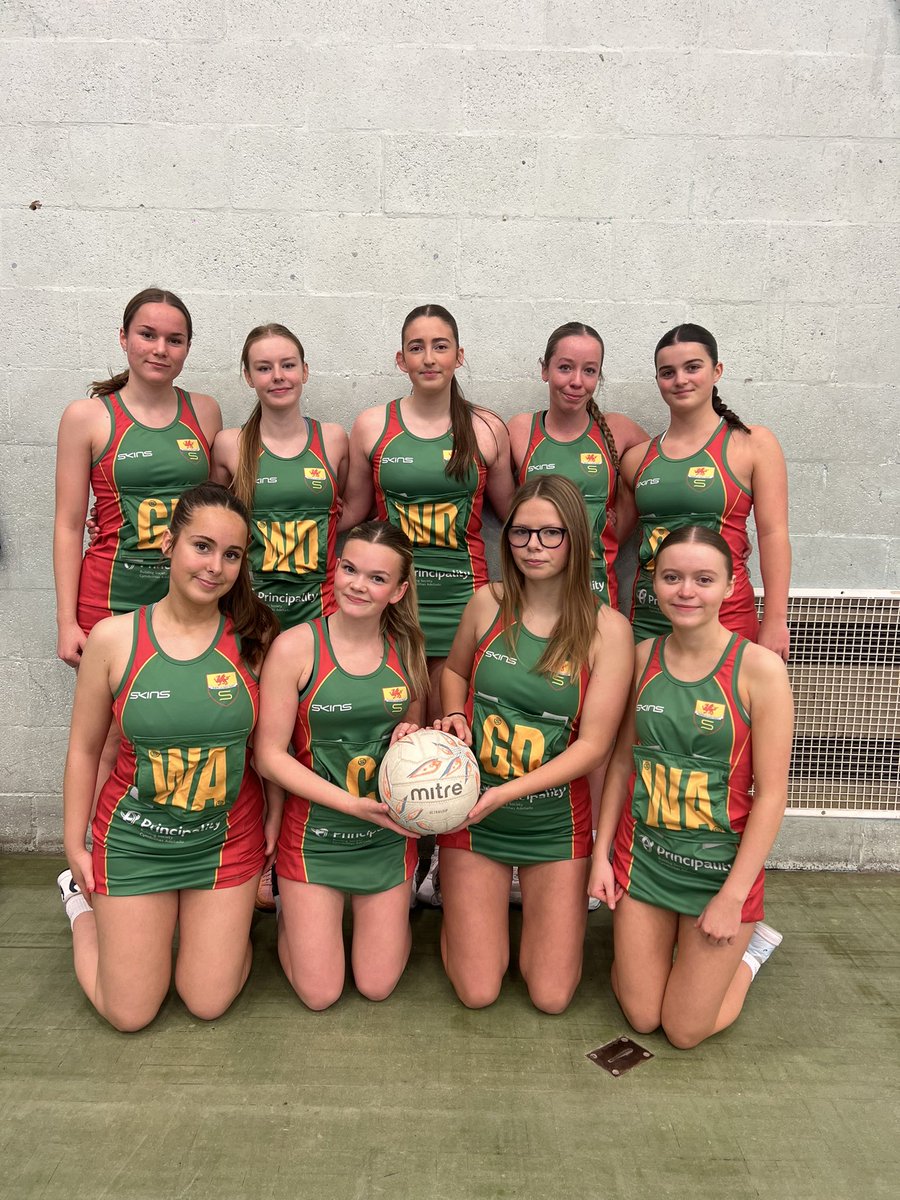 Llongyfarchiadau i ferched bl 10/11 am ennill y rownd cyntaf yng nghystadleuaeth Anne Smart heddiw 👏🏼 Ymlaen a ni i’r rownd nesaf 🏐