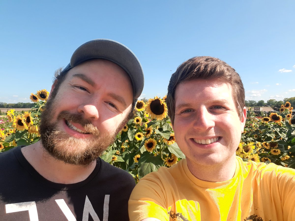 DannyShazam's tweet photo. September brought lots of firsts! A bachelor party brought me to my first drive in theater experience (watched Fulci's Zombie [a fantastically cheesy 70s horror movie]), saw @Weezer for the first time at @WellsFargoCtr, and my first ever corn maze too! https://t.co/EwJnDQbCNH