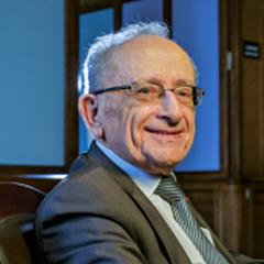 Émotion à l'annonce de la disparition de Claude Riveline, professeur emblématique <a href="/Mines_Paris/">Mines Paris - PSL</a> éminent économiste, dont le cours d'évaluation des coûts ("évacuation des loups" pour les élèves moqueurs) a régalé des générations de Mineurs. Pensées pour ses proches.