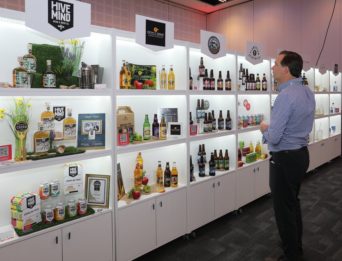 FoodDrinkWales's tweet photo. Calling all Welsh food and drink businesses! 

Register now for the "Meet the Buyer" event on 22-23 October 2025 at @ICCWales, Celtic Manor Resort, Newport.

Register here: https://t.co/PkCnhLXnE0

#FoodDrinkWales https://t.co/yDVx4kxnPt