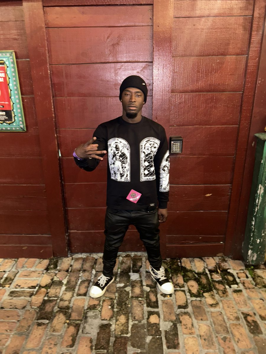 10uke_'s tweet image. threw a couple fits , they started callin me KRAZY🦅🦍