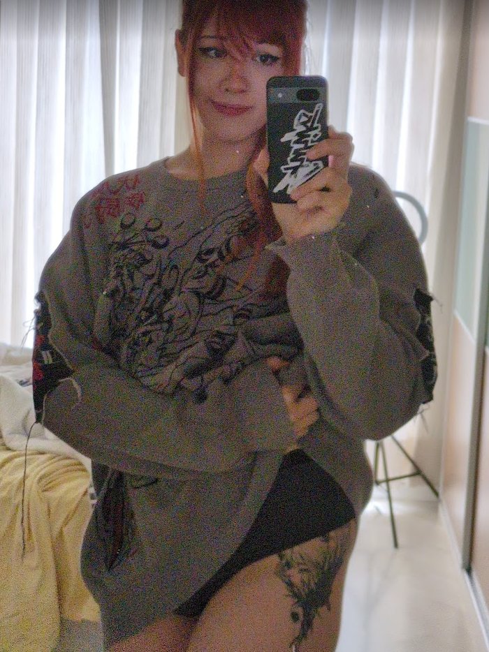 NyxxNympho's tweet photo. who needs a low res comfy gamer waifu? 👉👈 https://t.co/IujybXUnkn