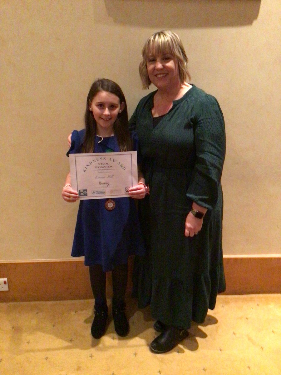 CheswickGreenPS's tweet photo. Last week saw some exciting awards for Solihull schools. We are really proud that Lukas won Child of the Year and Emma received ‘Special Recognition’ for the Kindness award. An amazing accomplishment of both of these extraordinary pupils – Cheswick Green are so proud of them 👏🏆 https://t.co/IlrC0BEadx