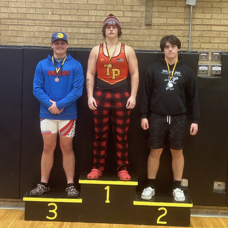 TinleyParkHigh's tweet photo. Our Titan Wrestlers are on fire! The girls team had a 1st place finisher Jayden Melendez, 2nd place finisher Maddie Monreal, and 4th place finisher Juliana Adamski and the boys team had a 1st place finisher Sebastian Sanderson! Awesome job! #TPTitanNation https://t.co/m8cKdpy1Xl