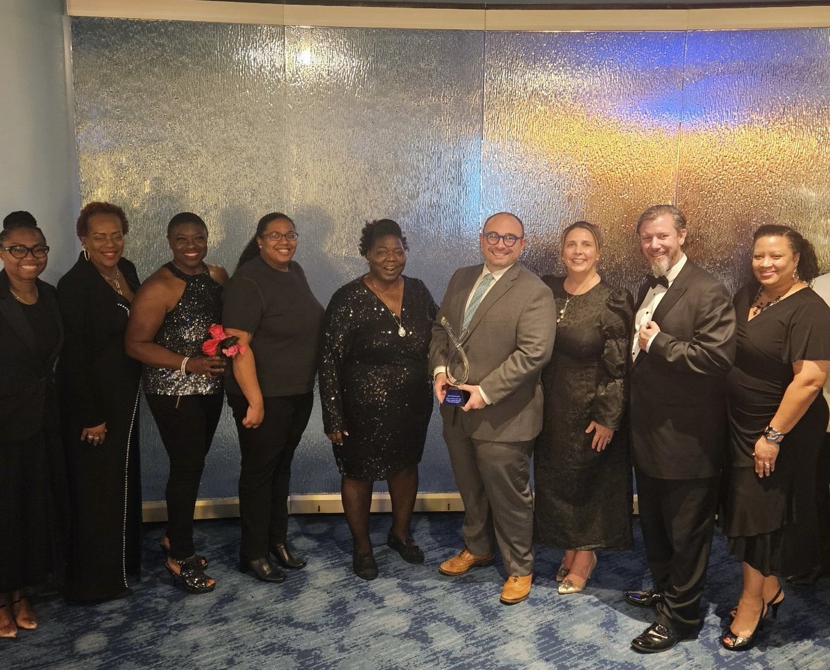 Dustin Davis-Austin tweet media