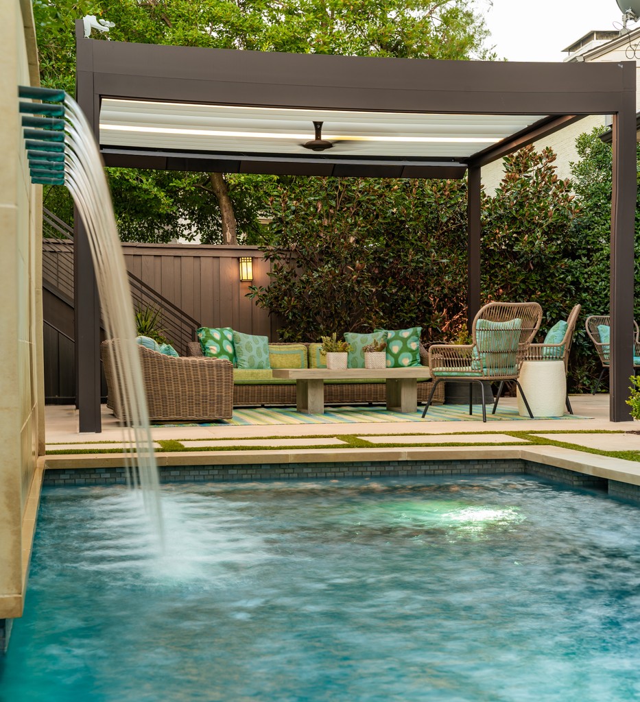 bonicklandscape's tweet image. When a growing family engaged our designers to determine if a pool, spa, and outdoor entertaining space was feasible in their small University Park backyard, we transformed their dream into a reality.  

bonicklandscaping.com/portfolio/mcfa…
 
#landscapedesign #dallasdesign #poolspa