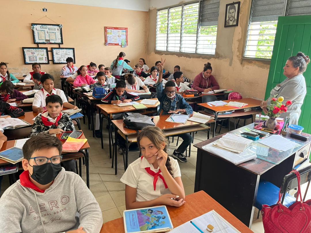 DocenteFinlay's tweet photo. En el día de hoy se realiza charla educativa sobre Accidentes  no intencionales en la escuela primaria " Josefa Álvarez" por la licenciada en psicología Yanila Mendoza Clavijo https://t.co/VDk5jdKBnr