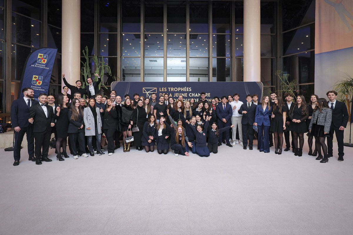 monaco__info's tweet image. Ce soir a lieu la 6e #édition des "#Trophées de la @JceMonaco " à l'Auditorium Rainier III, avec la présence de @dguillaume26 Ministre d'Etat, Ivette Lambin-Berti Secrétaire d'Etat, Clément Maréchal Président de la #JCE et de nombreuses personnalités