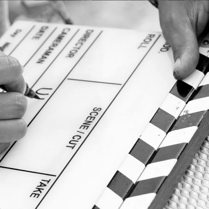 aprendefilmando's tweet photo. Academia de Cine La Toma
💡Convocatoria 2025💡
Cupos limitados
Diplomados de:
✍️ Guion para Cine y Series
🎬 Dirección de Cine
📢 Producción Audiovisual
🎨 Dirección de Arte
🎥 Dirección de Fotografía
🖥 Edición y Postproducción
https://t.co/6upXB1ZmQX
¿Sueñas Cine? https://t.co/oWYdlHXWkM