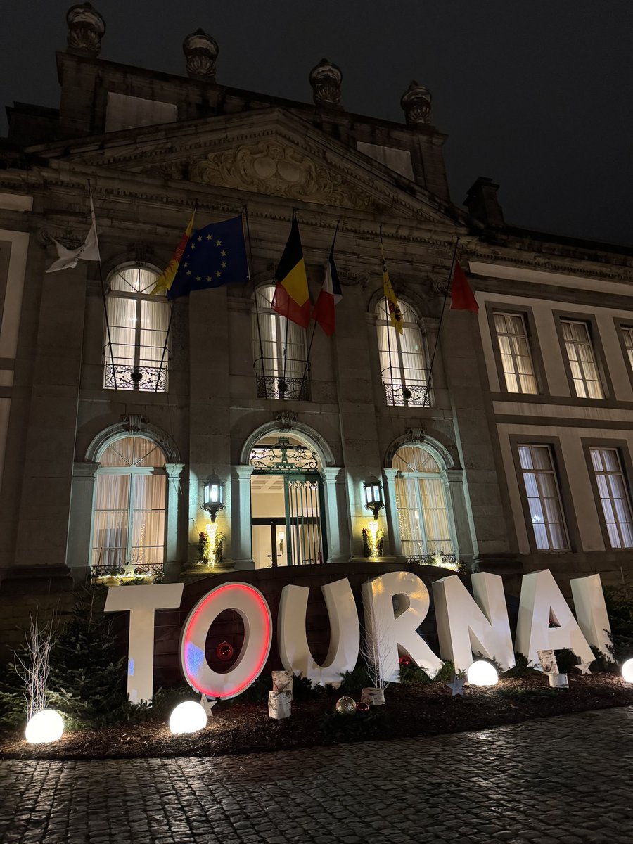 LOKKILUCK's tweet image. Des rencontres @cap_com avec les équipes de @VilledeTournai et de #Wallonie très enrichissantes ! Merci pour l’accueil à la Belge mais avec cette touche Française historique 🇧🇪🇫🇷 #compublique #capcom