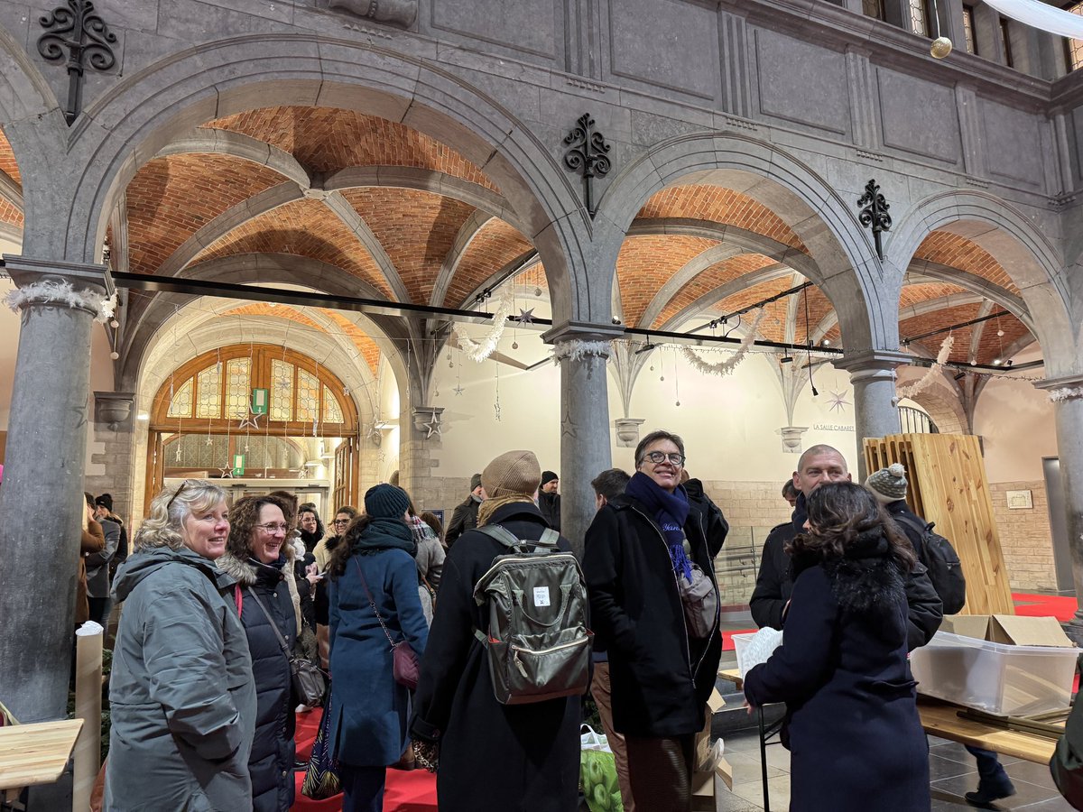 LOKKILUCK's tweet image. Des rencontres @cap_com avec les équipes de @VilledeTournai et de #Wallonie très enrichissantes ! Merci pour l’accueil à la Belge mais avec cette touche Française historique 🇧🇪🇫🇷 #compublique #capcom