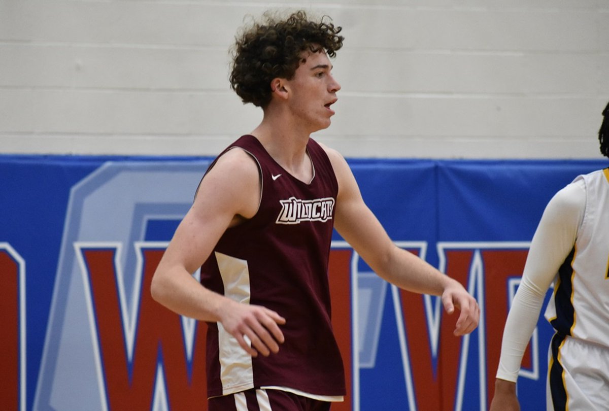 Our Boys Player of the Week (12/1-12/7) is Cooper Konetschni of Mountain View. In a 40-hour, three game stretch, the 6'4" junior dropped 37 points in a win over Christ Chapel, and also was the MVP in a Kyle Honore game. novahoops.com/boys-player-of…