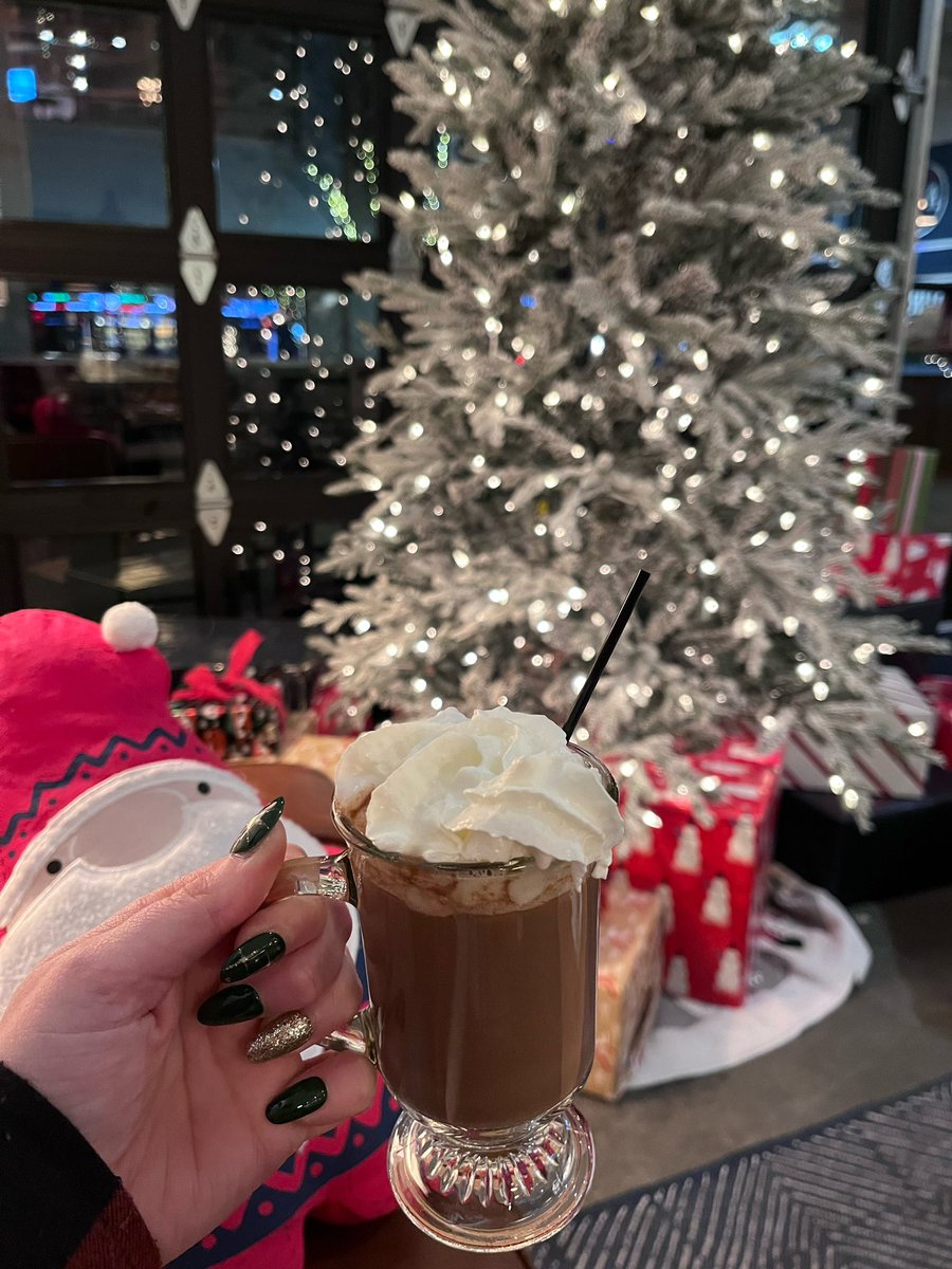 Theme Park Corner tweet media