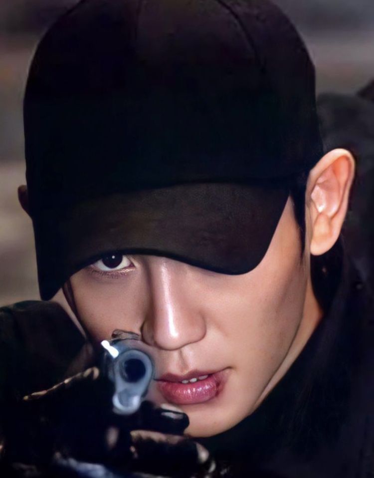 intan0846's tweet photo. @kdrama_menfess Jung Hae In era Snowdrop, pesona mata2 korut 😇 https://t.co/GYt82SG6Qb