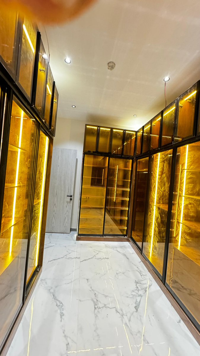 مصنع خزائن الدمياطي للأثاث نمنح منزلك لمسه من ذوقنا بلمسات عصريه وفنش وجوده عالي وجهتك لقطع الأثاث الفاخرة عالية الجودة خزائن غرف نوم غرف اطفال درسنج وغرف چلوس ⁦https: Wa.me/966575782103