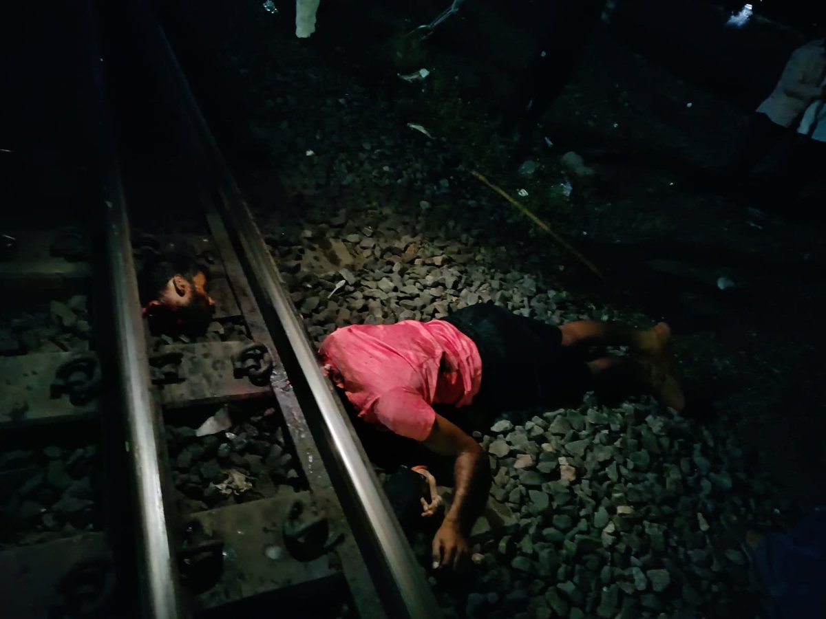 DeepikaBhardwaj's tweet photo. TW: SUICIDE : TAMIL NADU

VASCO ANIL, 34

◾Married : 7 Dec 2022
◾Suicide : 25 Feb 2023 
◾Left video & note blaming wife, in-laws 

◾No FIR lodged on complaint by his family yet by @erd_smc @tnpoliceoffl

◾But after 1.5 years of his death, his wife filed FIR on his mother, younger sister & brother under several sections & now they're being called by @kanpurnagarpol regularly 

◾Vasco's mother is a 60 year old diabetes patient with amputated fingers who can hardly walk on her own. 

◾Vasco's father-in-law is a Sub Inspector in UP Police & his mother @ShakuntalaRash alleges that they always kept threatening her son of sending him behind bars, leading to suicide by him within 2 months of marriage 

Requesting both @Uppolice @igrangekanpur @tnpoliceoffl to investigate the case properly & do justice 

PS: family has approached me after seeing the case of Atul Subhash & #JusticeForAtulSubhash campaign