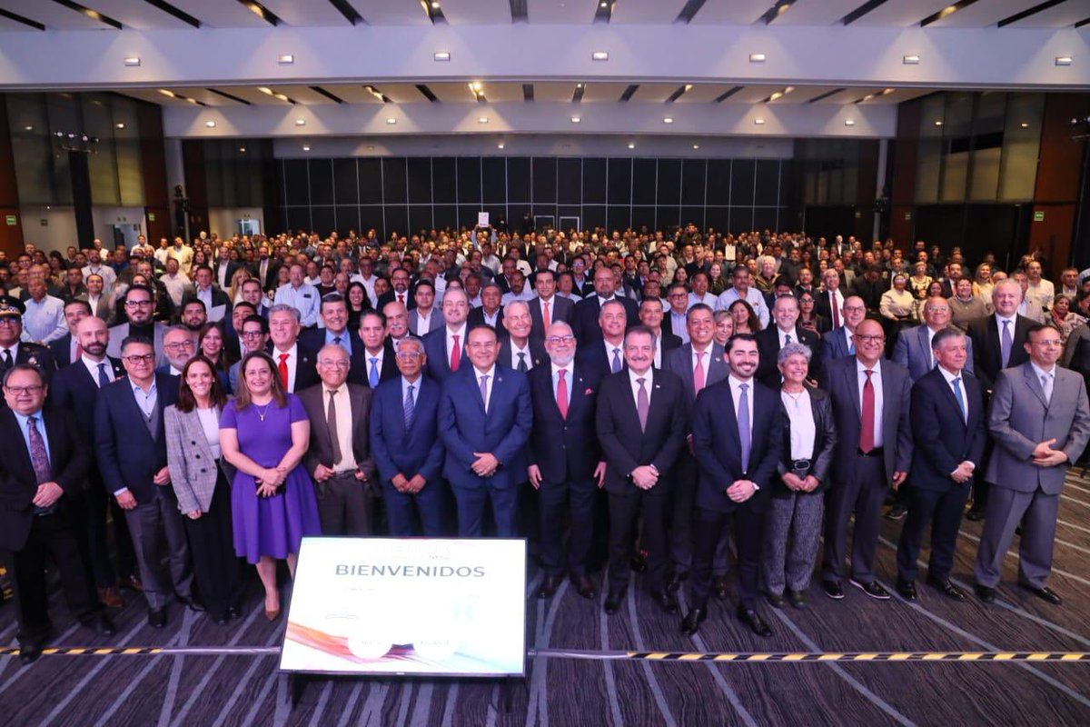 CONCAMIN (@concamin) on Twitter photo Durante la Entrega del Distintivo #CANACAR y Diploma de Honor 2024, el presidente de la #CONCAMIN, Alejandro Malagón Barragán, <a href="/AMalagonB/">Alejandro Malagon B</a>, reconoció la eficaz labor y la estratégica contribución de la <a href="/canacarmexico/">CANACAR</a>, que preside Miguel Ángel Martínez Millán, <a href="/Miguel_AMtzM/">Miguel Ángel Martínez Millán</a>, al Durante la Entrega del Distintivo #CANACAR y Diploma de Honor 2024, el presidente de la #CONCAMIN, Alejandro Malagón Barragán, <a href="/AMalagonB/">Alejandro Malagon B</a>, reconoció la eficaz labor y la estratégica contribución de la <a href="/canacarmexico/">CANACAR</a>, que preside Miguel Ángel Martínez Millán, <a href="/Miguel_AMtzM/">Miguel Ángel Martínez Millán</a>, al