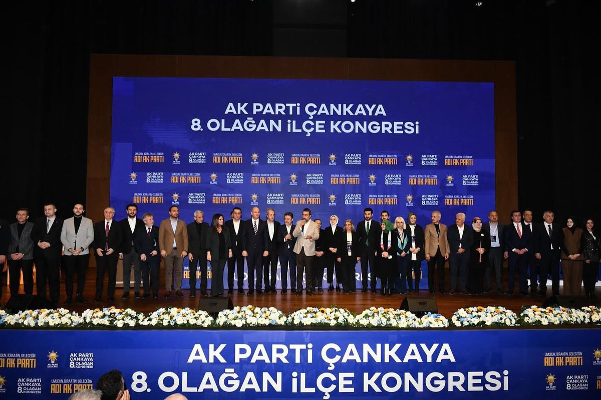 FUAT YILDIRIM 🇹🇷 (@bskfuatyildirim) on Twitter photo Türkiye Yüzyılı nın mihenk taşları olarak adlandırılıp , görevimiz süresince yapmış olduğumuz çalışmalar İçin verilen en anlamlı plaketi almaktan gurur duyuyor ve plakete layık gören Teşkilatımıza Sn. Ak Parti İl Başkanımız <a href="/hakanhanozcan/">Hakan Han ÖZCAN 🇹🇷</a>  a Teşekkür ediyorum. Türkiye Yüzyılı nın mihenk taşları olarak adlandırılıp , görevimiz süresince yapmış olduğumuz çalışmalar İçin verilen en anlamlı plaketi almaktan gurur duyuyor ve plakete layık gören Teşkilatımıza Sn. Ak Parti İl Başkanımız <a href="/hakanhanozcan/">Hakan Han ÖZCAN 🇹🇷</a>  a Teşekkür ediyorum.