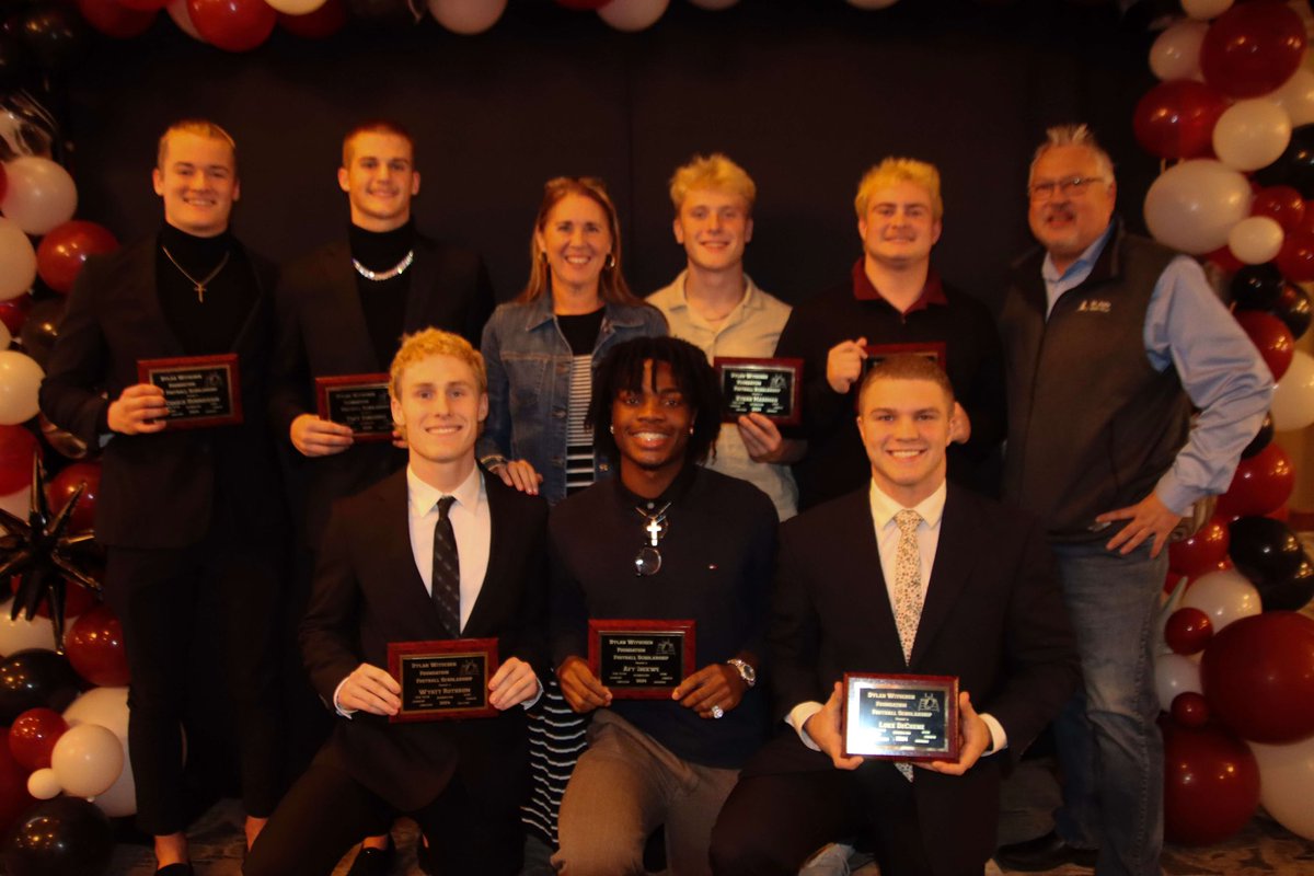 Luke DeChene tweet media