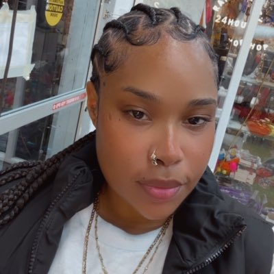 HoodPrincess2.5 tweet media
