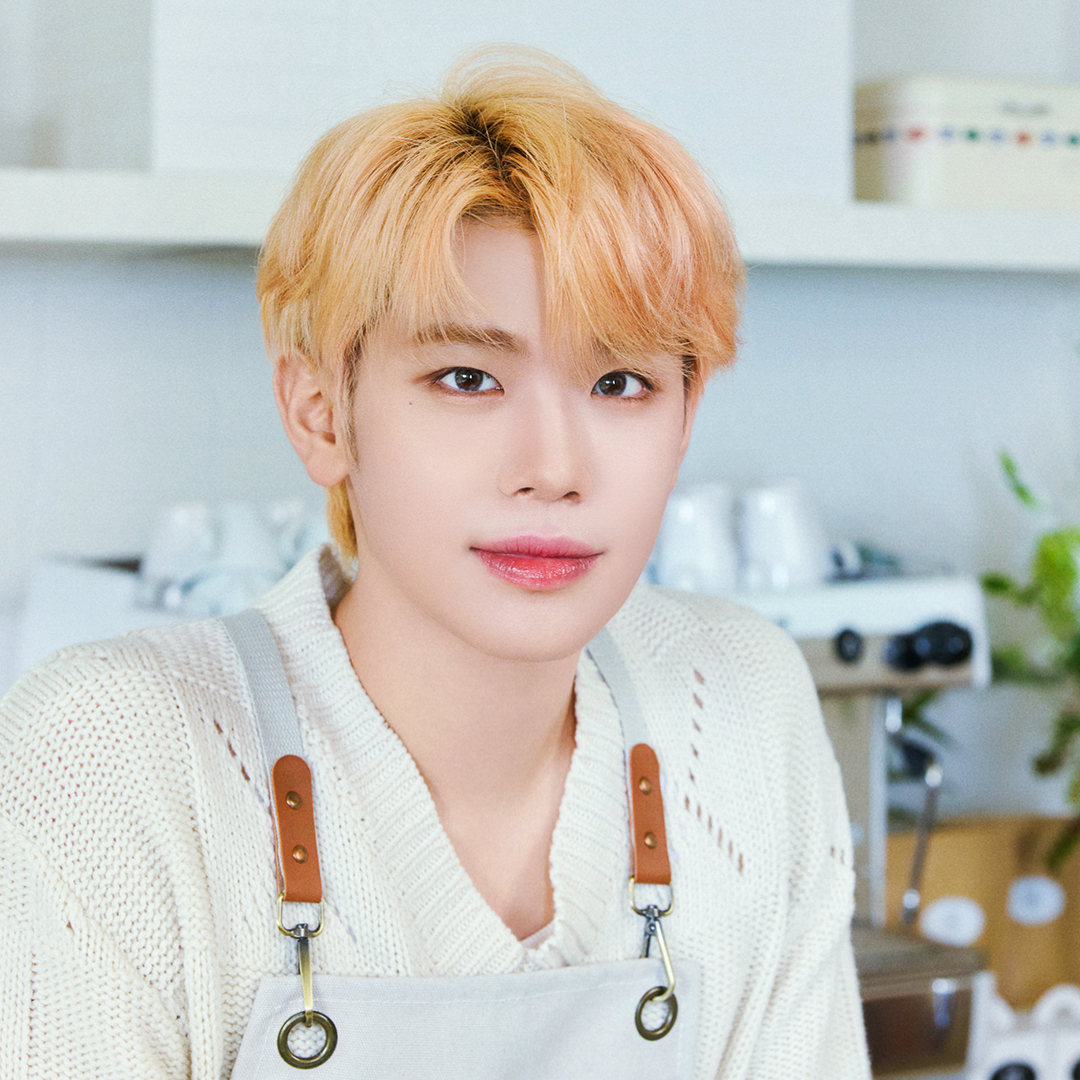 ZB1_official's tweet photo. ZEROBASEONE 2025 시즌 그리팅 ‘OUR Season’

Concept Photo
#김태래

#ZEROBASEONE #ZB1 #제로베이스원
#KIMTAERAE https://t.co/z7ZjdesNbw