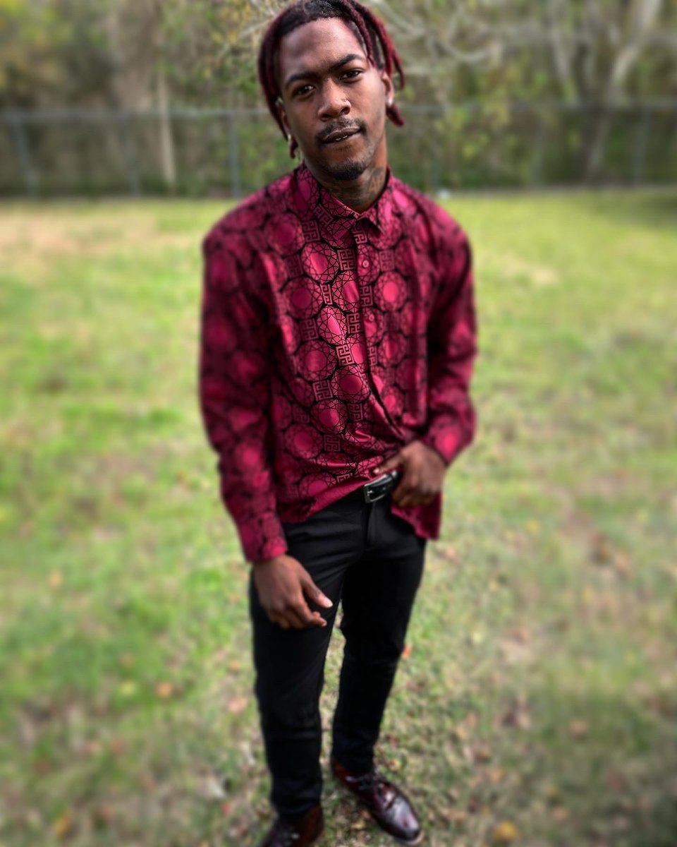 trapogthap's tweet photo. 🫴🏾 https://t.co/Wu9fOyg1WQ