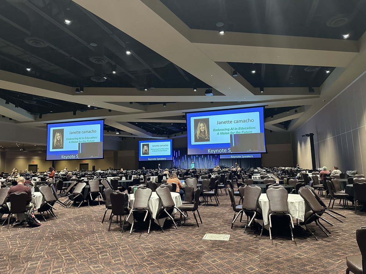 iJanetteCamacho's tweet photo. Thank you, Wisconsin, for hosting me at the #SLATEinWI conference! It was an honor to share my insights and engage with such passionate educators and leaders. Looking forward to seeing the transformative impact of technology in our classrooms! https://t.co/O1SZ5NyZot