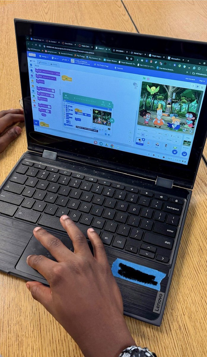 LoriTecler's tweet image. Kicked off #CSEdWeek with #HourofCode w/third &amp;amp; fourth graders. I worked w/a colleague to pair state book award nominees w/different coding activities. Students watched a trailer/listened to an excerpt of a book, then did the coding activity. Lots of fun! #schoollibrary #kidlit