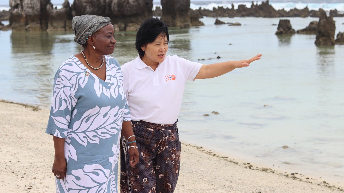 In #Nauru, I joined <a href="/Atayeshe/">UNFPA Executive Director</a> to see the vital frontline care at the island’s maternity ward, launch the GBV Clinical Guideline &amp; meet H.E. President David Adeang and Minister Charmaine Eraidinomo Scotty to discuss advancing health + safety for women and girls.

<a href="/UNFPA/">UNFPA</a> stands