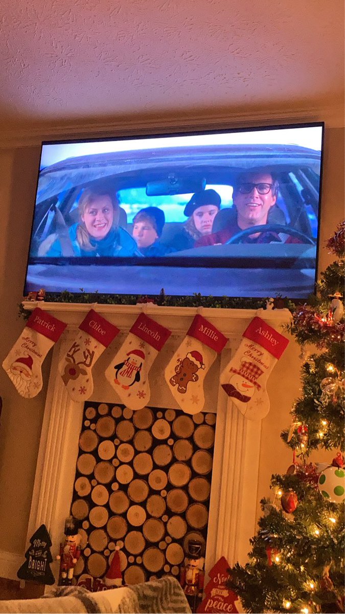 Cleatus2121's tweet photo. Had to watch Christmas Vacation after listening to KSR today @DrewFranklinKSR @KySportsRadio @ryanlemond https://t.co/3nV9tKfgtA
