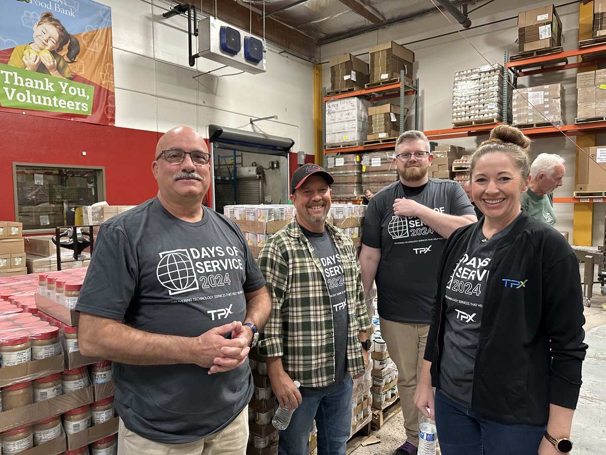 TPxComm's tweet image. Adding to our #DaysOfService! The Phoenix, AZ team recently came together to sort and pack food donations for those in need. 
Thank you to everyone who made a difference through your time and effort! #WeAreTPx