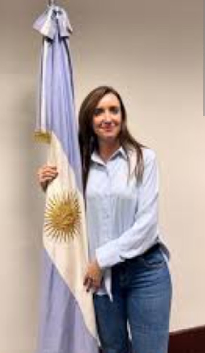 ddelisaravia's tweet photo. @hombregrisxd @JMilei https://t.co/UuhfsaRYQf