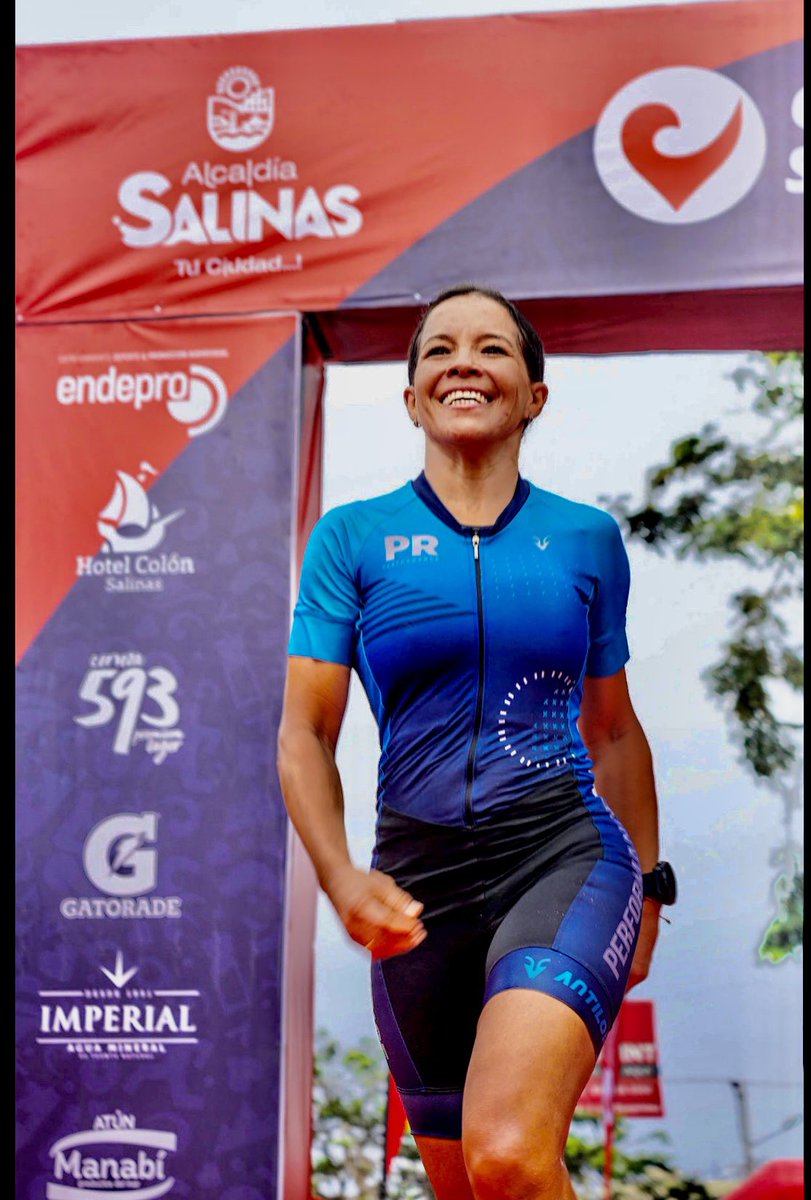 Triatlón Challenge Salinas 2024 🏊🏻‍♀️🚴🏻‍♀️🏃‍♀️

🥉 Categoría General
🥇 Categoría 40-44

“La mejor forma de llegar a la cima, siempre será de la mano de Dios”