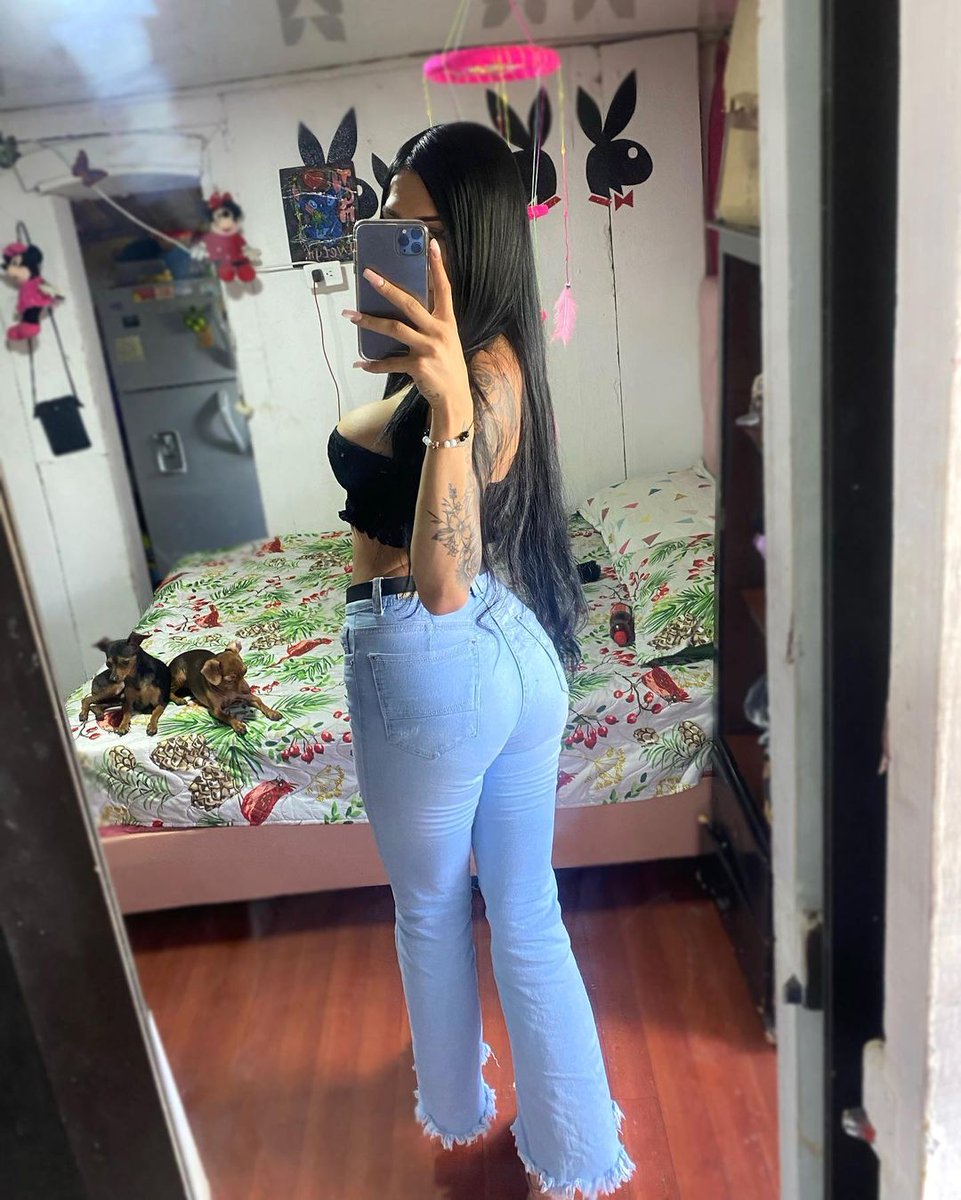 WhitexCloe's tweet photo. Come with me and take off my trousers🏳️‍⚧️😘😘🍌🍌🌶️🥒🍆🍑🍒🍓 https://t.co/l1V8bA8hQQ