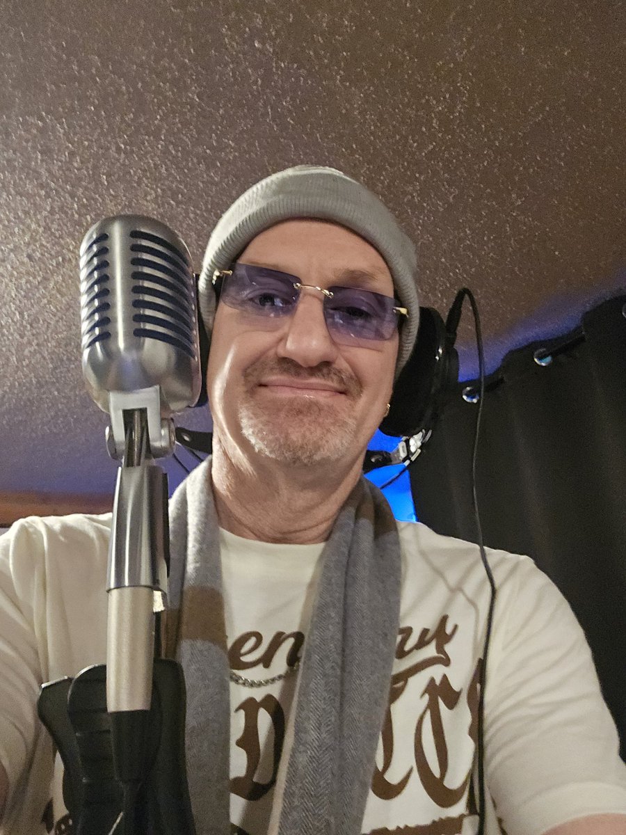 theTylerAims's tweet photo. Recording fun! Tyler Aims Band is back on the rehearsal studio working on new music! Stay tuned forore updates...
Tickets now on sale for the Gilby Clarke show Feb. 20th. Get your tickets now. Limited available still. https://t.co/OVd3UH82q3