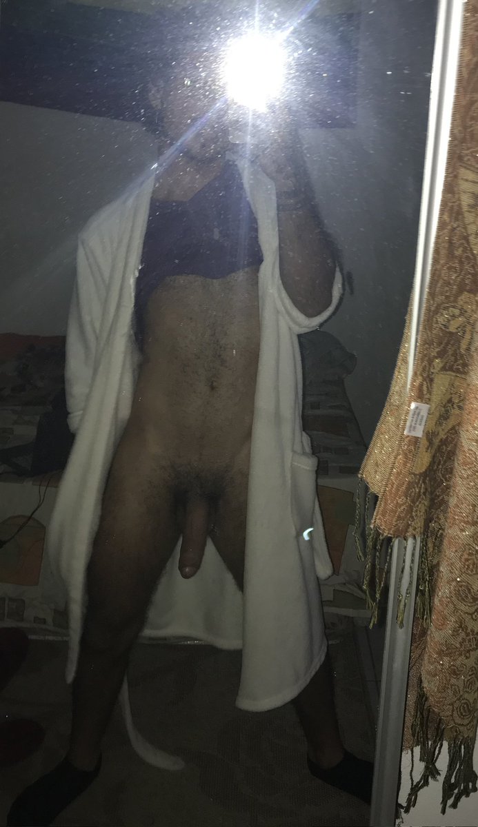 hgHsc2's tweet photo. @guibnuxxx Deixa lamber da cabeça ao cuzinho ? 🤤🍆 https://t.co/5DFWS25VJa