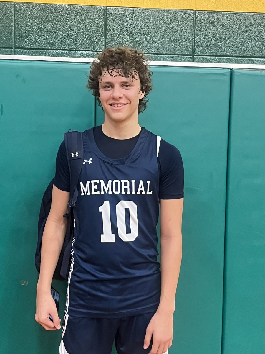 Final Score:

Tomball Memorial-56
Klein Forest-44

Chase Meeks-14 pts 
Cameron Hall-16 pts

<a href="/Camhall2006/">Cameron Hall</a> <a href="/ChaseMeeks3/">Chase Meeks</a> <a href="/TMHSHoops_Men/">Tomball Memorial Men's Basketball</a>