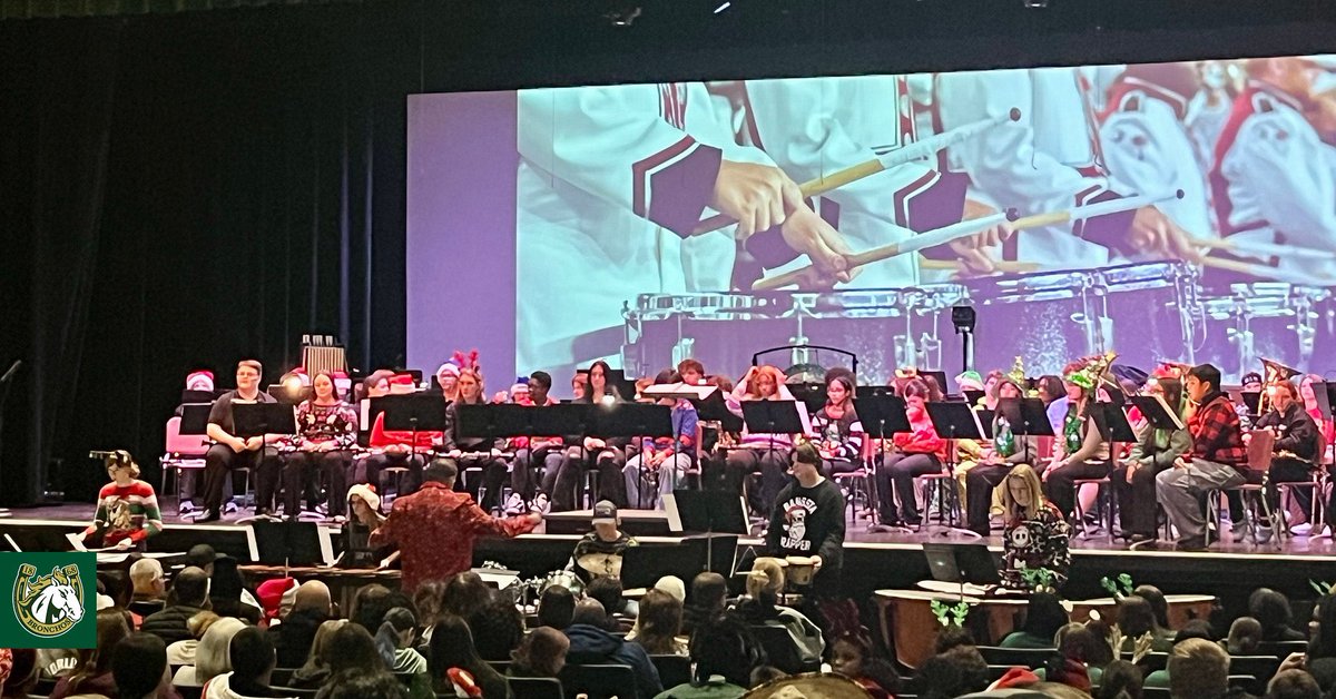 bhs_stl's tweet photo. A great night of music was had at Bayless Auditorium. Thank you to our Bayless Broncho Bands for a phenomenal performance!
#BaylessALLIN
#BringTheStampede https://t.co/gvj1xTNv5f