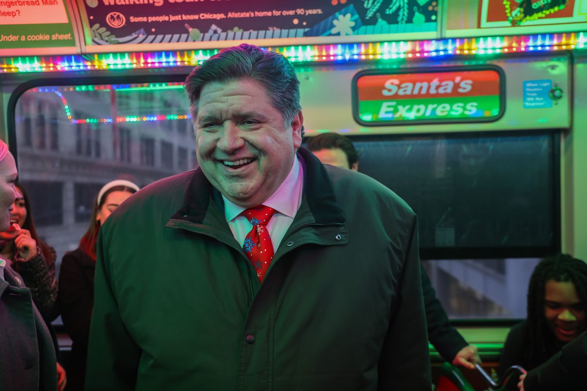 GovPritzker's tweet image. All aboard the @CTA Holiday Train!