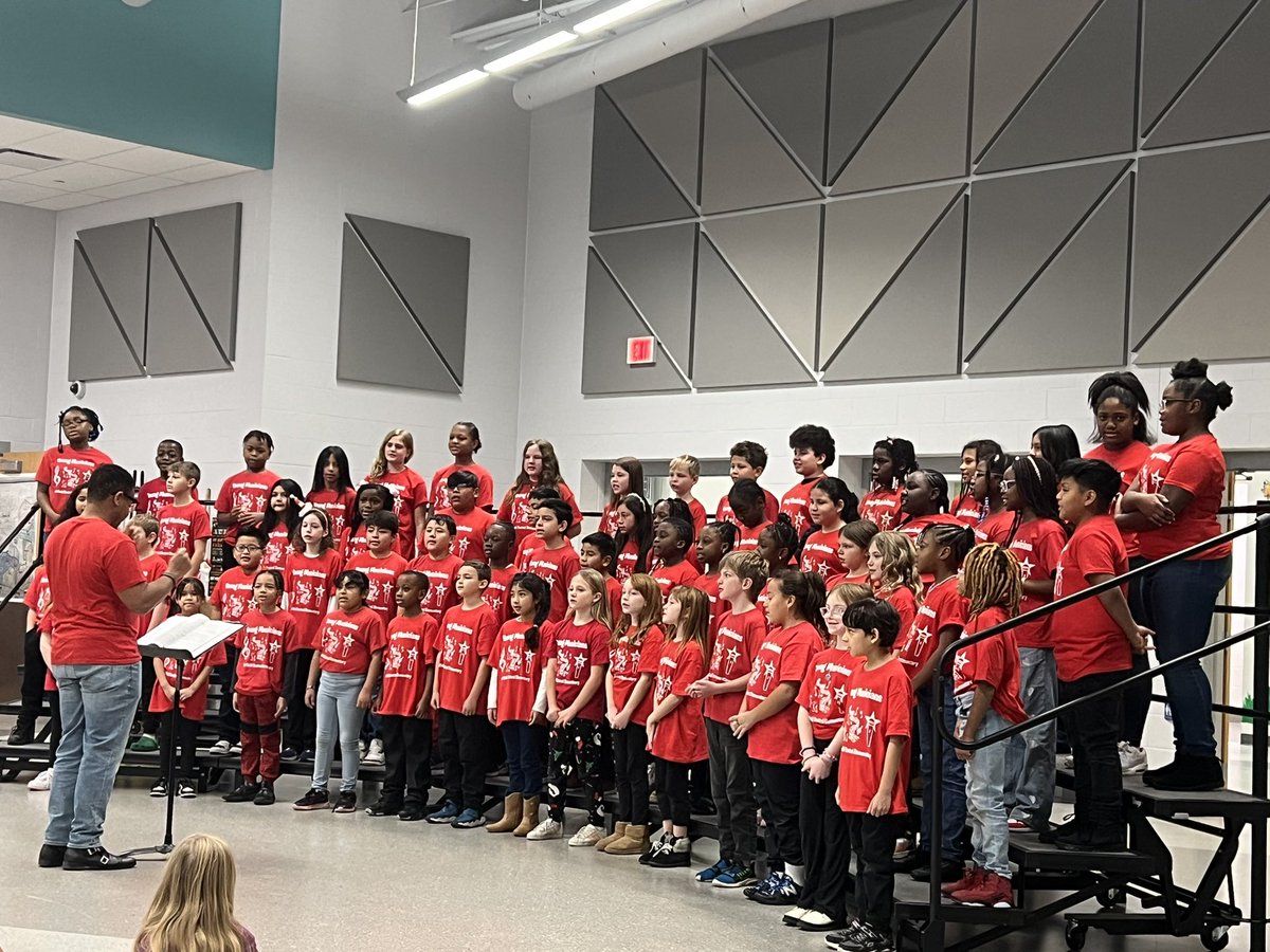 Central’s Young Musicians led by Mr. Wooten wowed our students and their families today! Thank you for giving us the gift of holiday spirit!