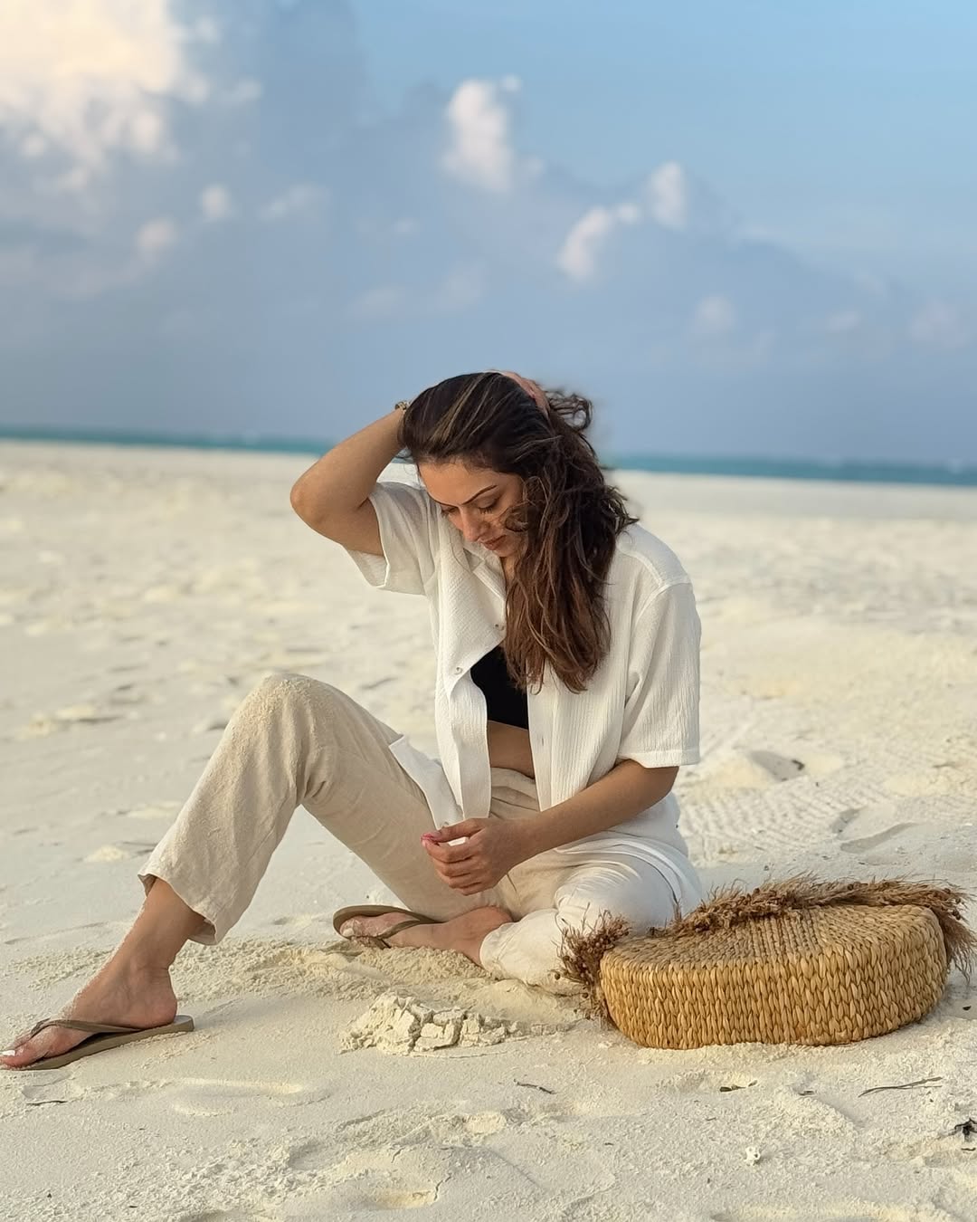 Gee9HYtXQAAsKqi?format=jpg&name=large