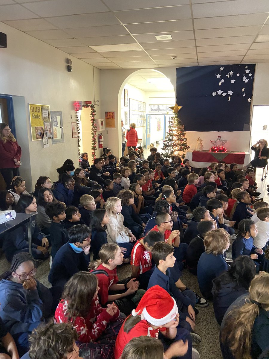 StTheresaShrin1's tweet image. Week #1 of Advent at STS. Gathering together in prayer to prepare our hearts and minds for the birth of Christ ✝️🎄
@TCDSB_Peterson @TCDSB @TCDSB_NCC