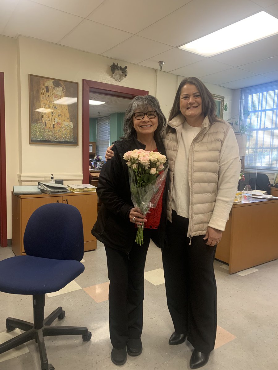 Pamela Damonte VN-VG Community of schools (@msdamonte) on Twitter photo I Want to congratulate Ms. Rosa DeSantiago , the SAA at VNHS. Thank U for 25 yrs of service . Congratulations on your retirement!! health & happiness on your new journey. <a href="/LASchoolsNorth/">LAUSD Region North</a> <a href="/ScottAtLAUSD/">Scott M. Schmerelson</a> <a href="/LASchoolsNorth/">LAUSD Region North</a> <a href="/vnhsmagnets/">vnhsmagnets</a> I Want to congratulate Ms. Rosa DeSantiago , the SAA at VNHS. Thank U for 25 yrs of service . Congratulations on your retirement!! health & happiness on your new journey. <a href="/LASchoolsNorth/">LAUSD Region North</a> <a href="/ScottAtLAUSD/">Scott M. Schmerelson</a> <a href="/LASchoolsNorth/">LAUSD Region North</a> <a href="/vnhsmagnets/">vnhsmagnets</a>