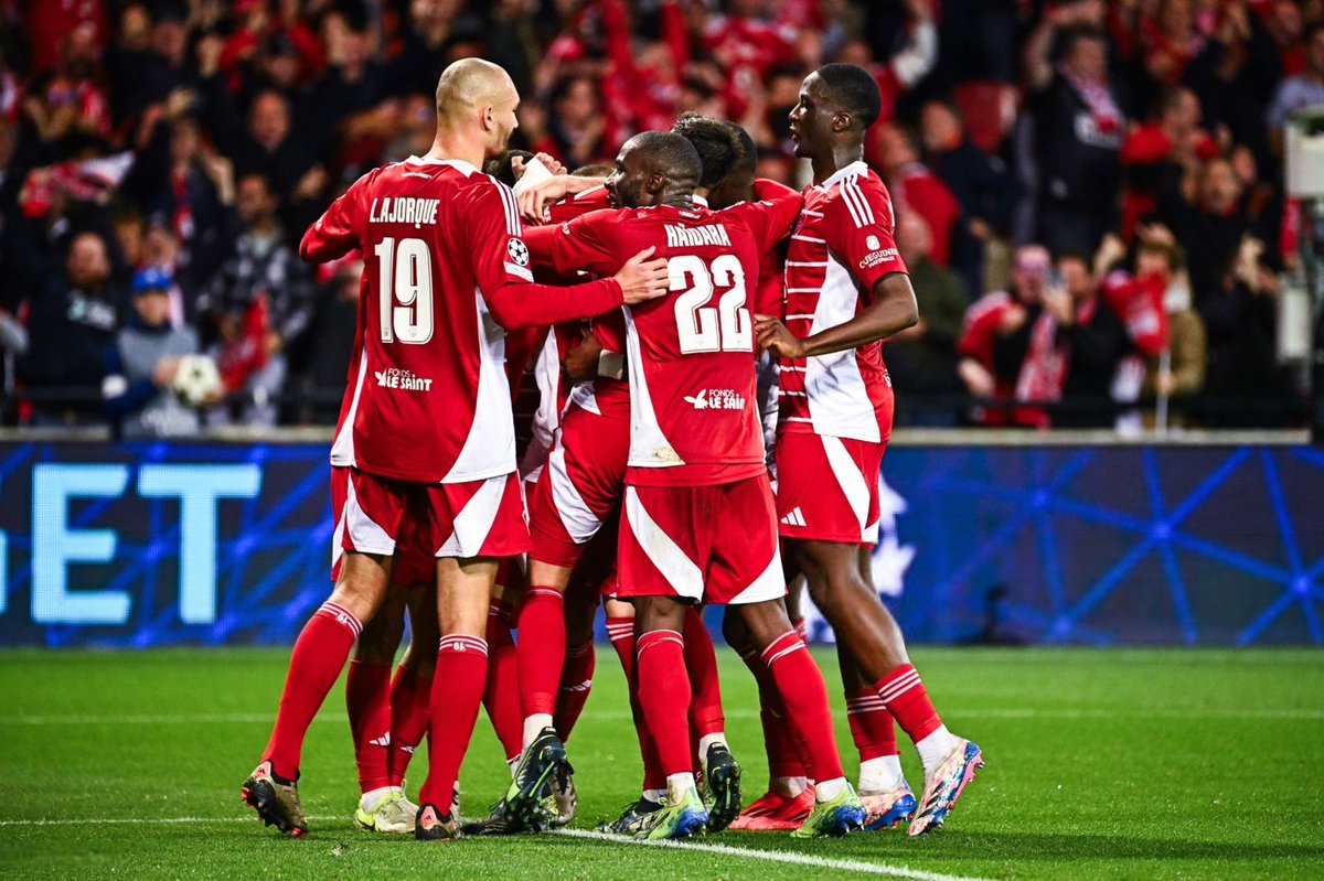 ActuL1_'s tweet image. 🚨🚨🚨 OFFICIEL ! LE STADE BRESTOIS EST QUALIFIÉ POUR LA SUITE DE LA LDC ! 🤩❤️🤍

NOUS NE SOMMES QU’À LA J6. 🥵 

L’indice UEFA, tout ça, tout ça.