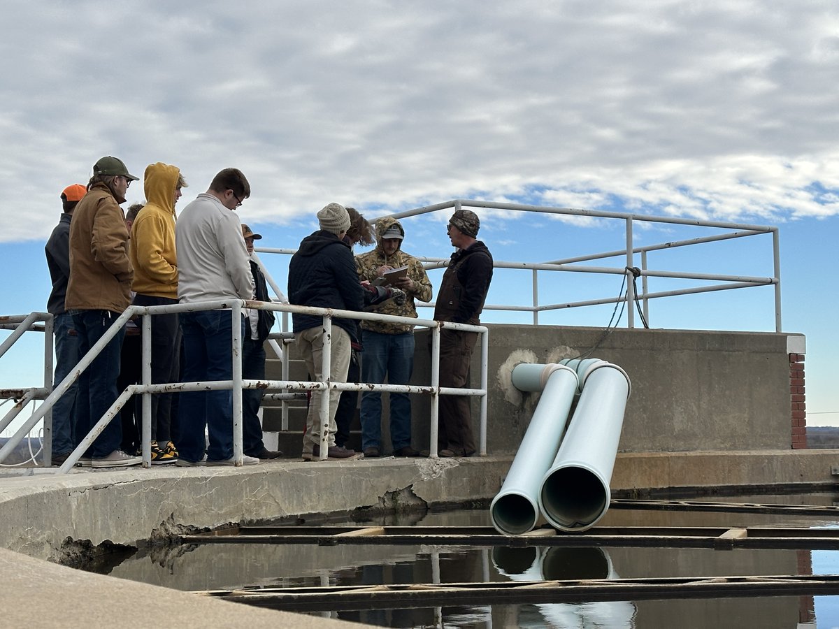 FlintHillsTech's tweet image. 🌊 Hands-on learning! Thanks City of Emporia for showing our Power Plant Tech students the ins &amp;amp; outs of water treatment operations. Great community partnerships = career-ready grads 💪
#WeAreWranglers #FlintHillsTech #FHTC #EmporiaKS