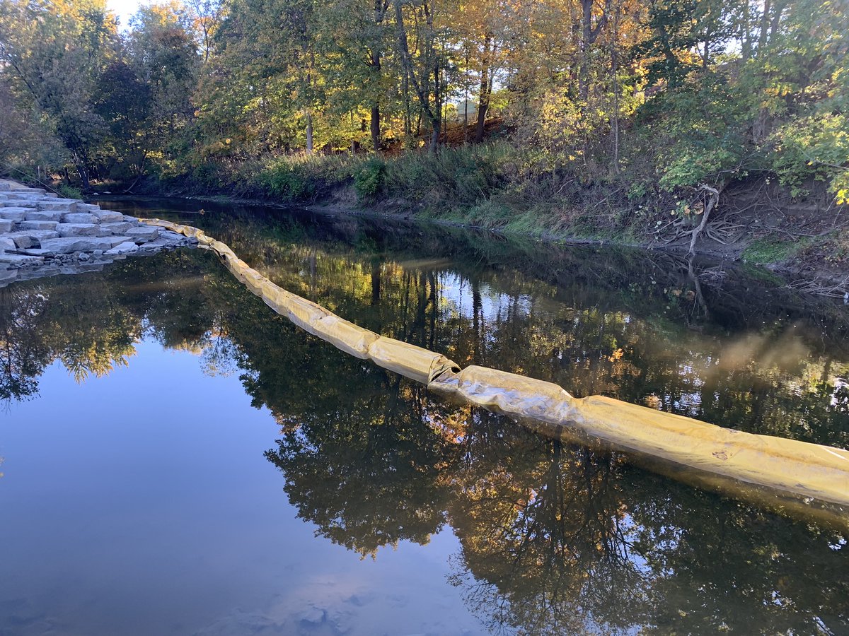 RougeFriends's tweet photo. Exciting News: New Kayak Launch on its way!
@WCParksMi broke ground on the installation of two universally accessible kayak and canoe launches at Venoy Dorsey Park. These two launches will be the first installed in the planned 29 mile Lower Rouge River Water Trail. https://t.co/Cmv3Jq1dOT